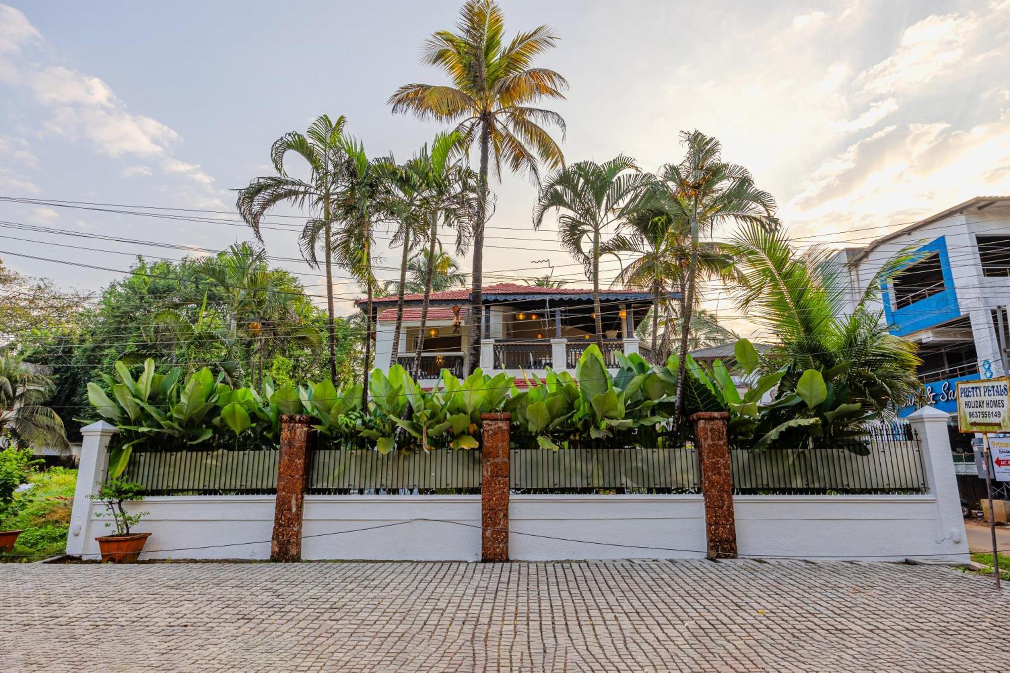 Elivaas 4 Bhk Villa Near Beach With Private Pool & Bar - Casa Boa Vida Candolim Exterior foto
